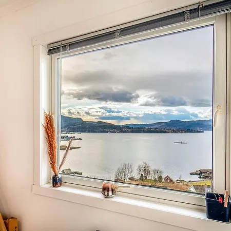 Utsikten Hjelmeland