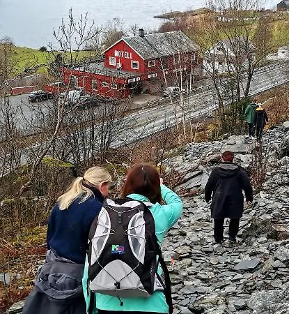 Utsikten * Hjelmeland