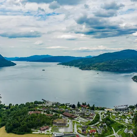 Vandrerhjem Utsikten *